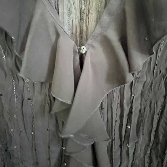 Black Button-Up Blouse w/Collar & Sequins - Picture 6 of 6